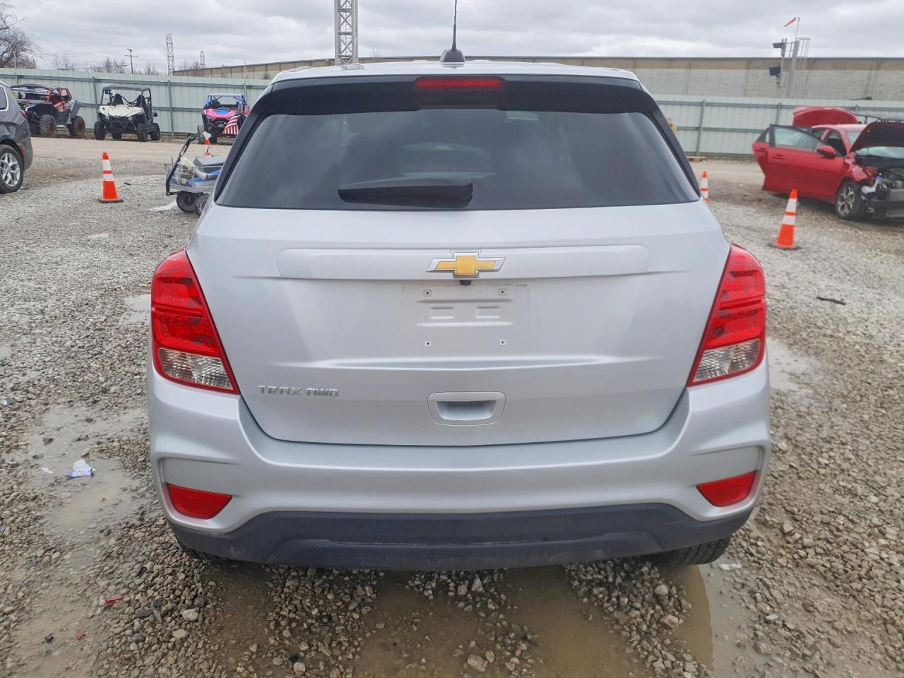 2021 Chevrolet Trax Ls - Фото 6