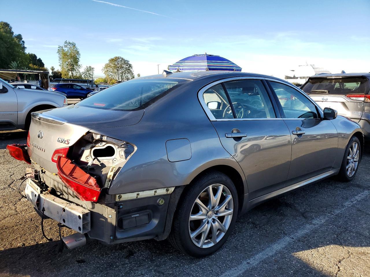 2012 Infiniti G37 Sedan X - Фото 3