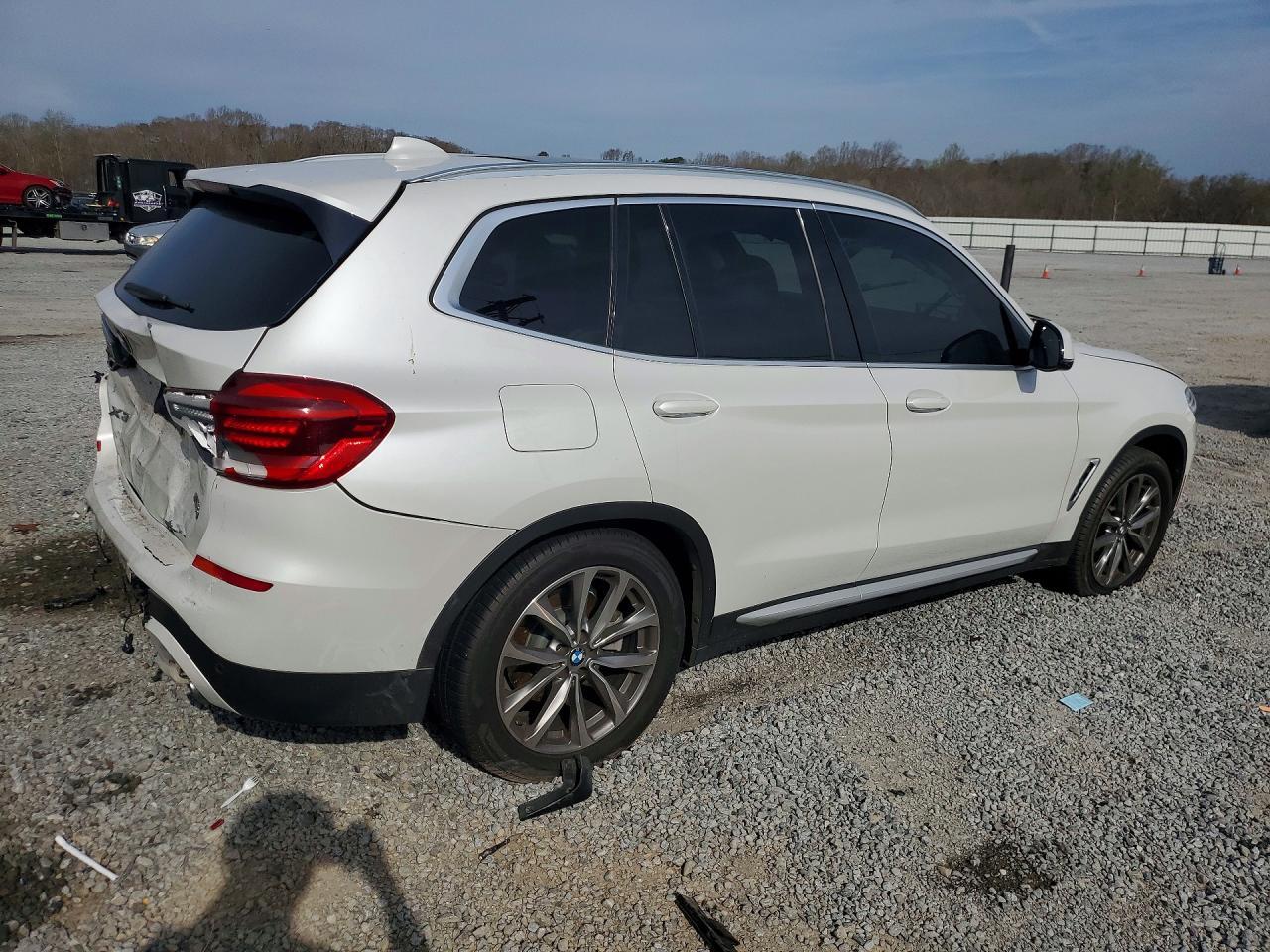 2019 BMW X3 xDrive30I - Image 3