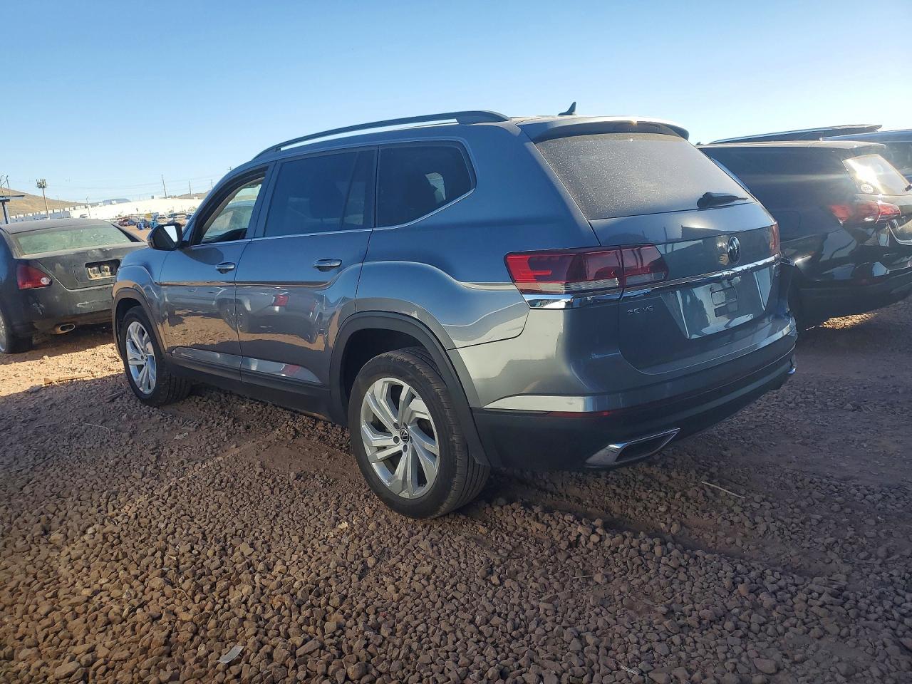 2021 Volkswagen Atlas Se - Фото 2