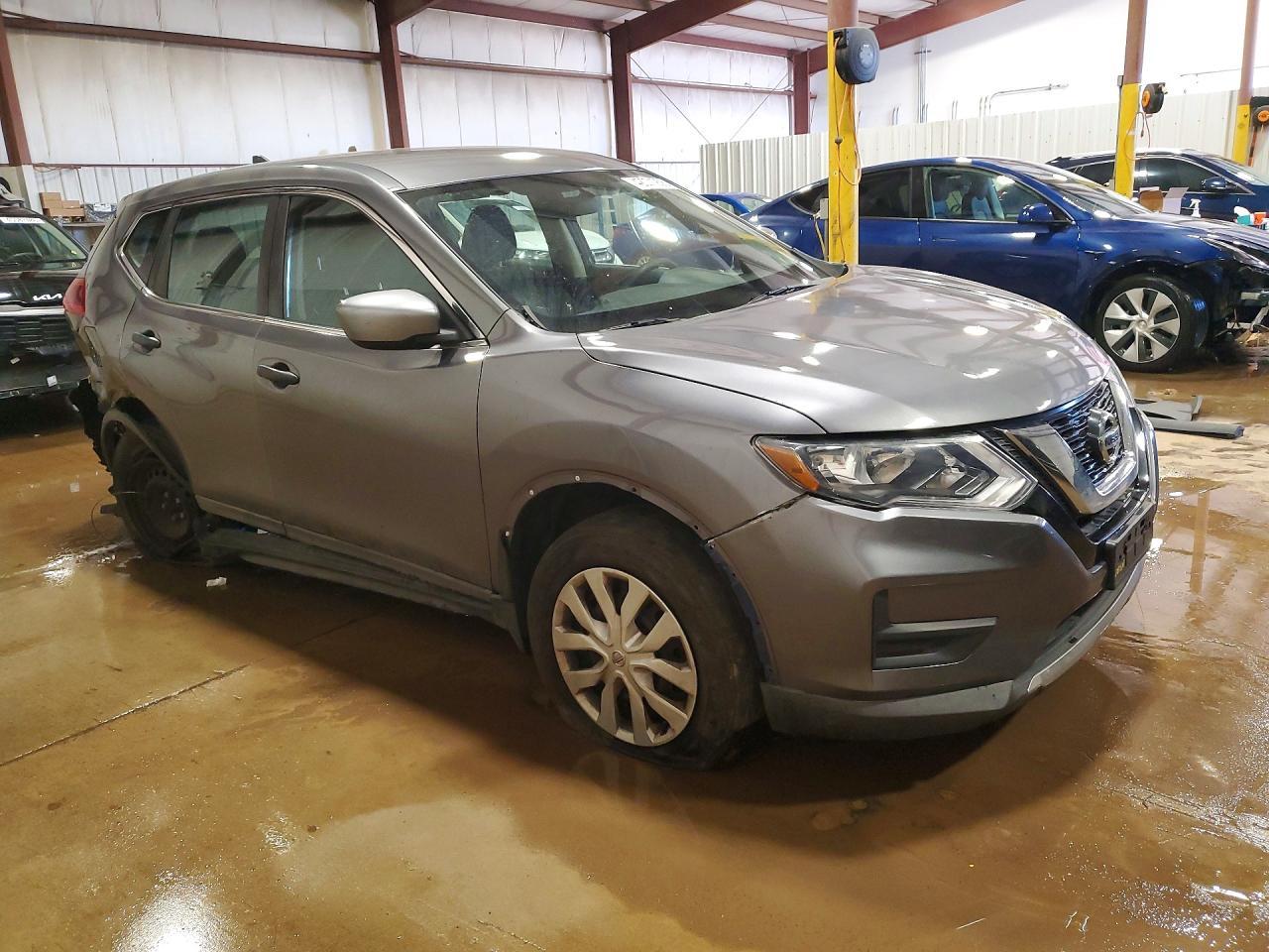 2018 Nissan Rogue S - Фото 4