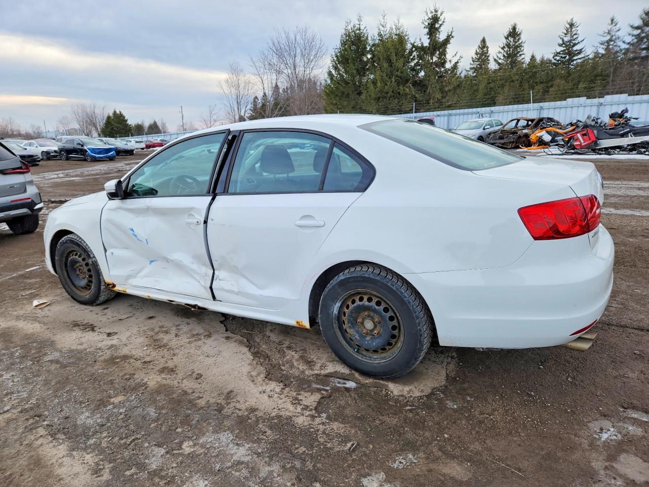 2011 Volkswagen Jetta - Image 2