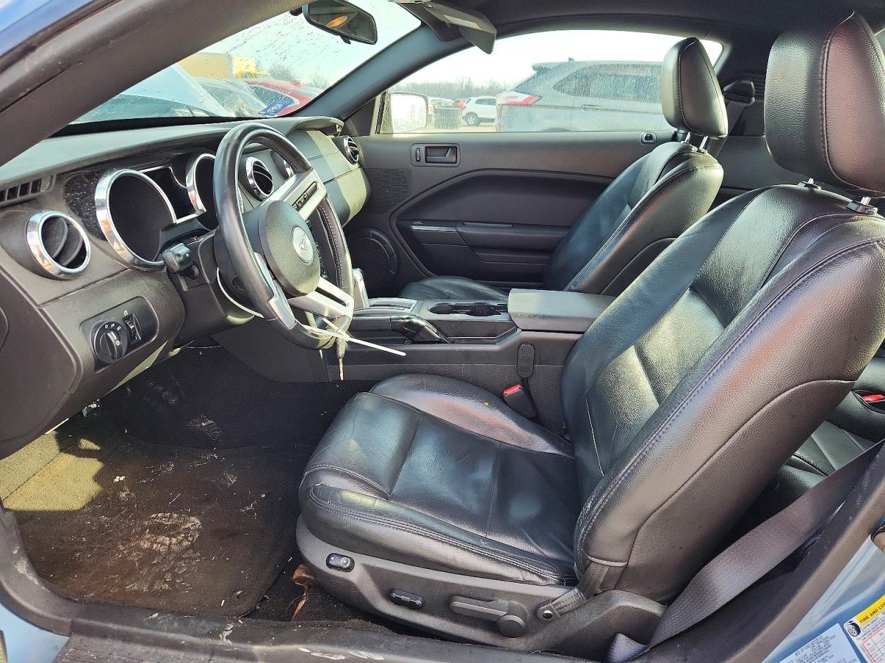 2005 Ford Mustang - Фото 7