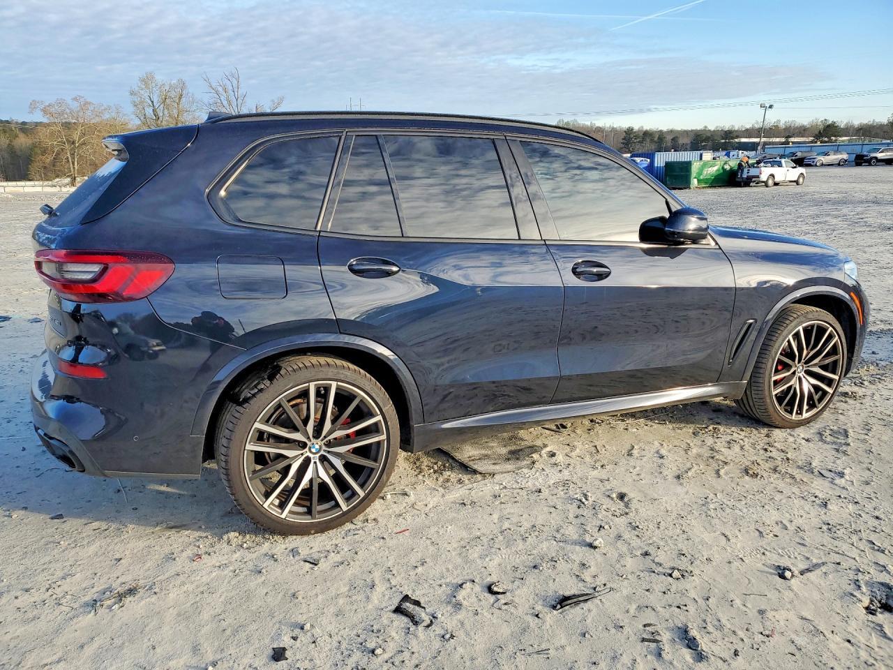 2022 BMW X5 Sdrive 40I - Фото 3