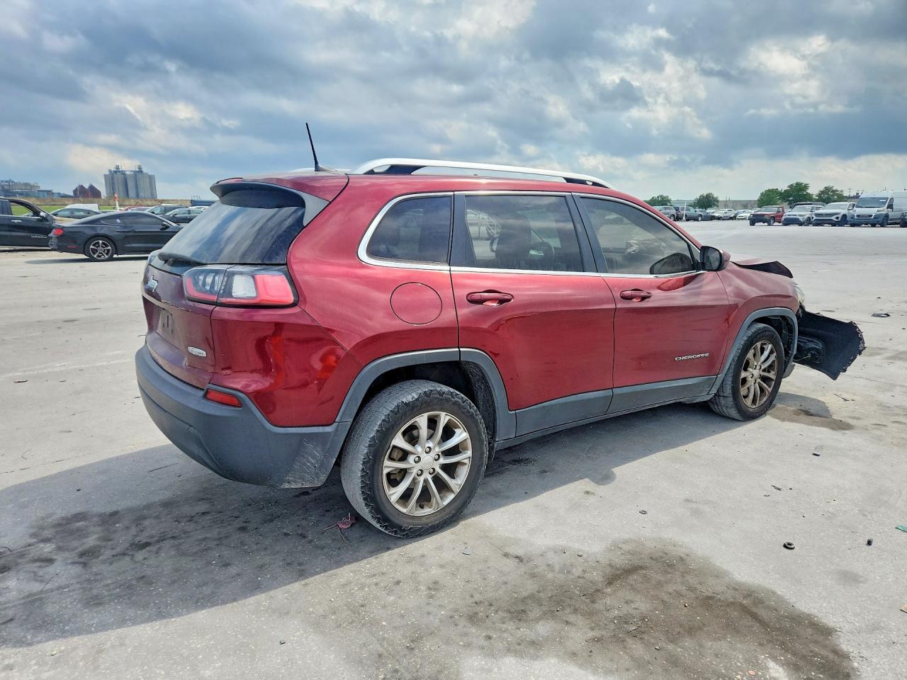 2019 Jeep Cherokee Latitude - Фото 3