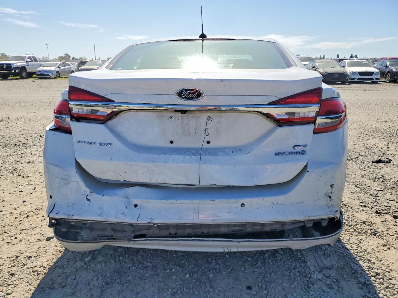 2017 Ford Fusion Se Hybrid - Image 6