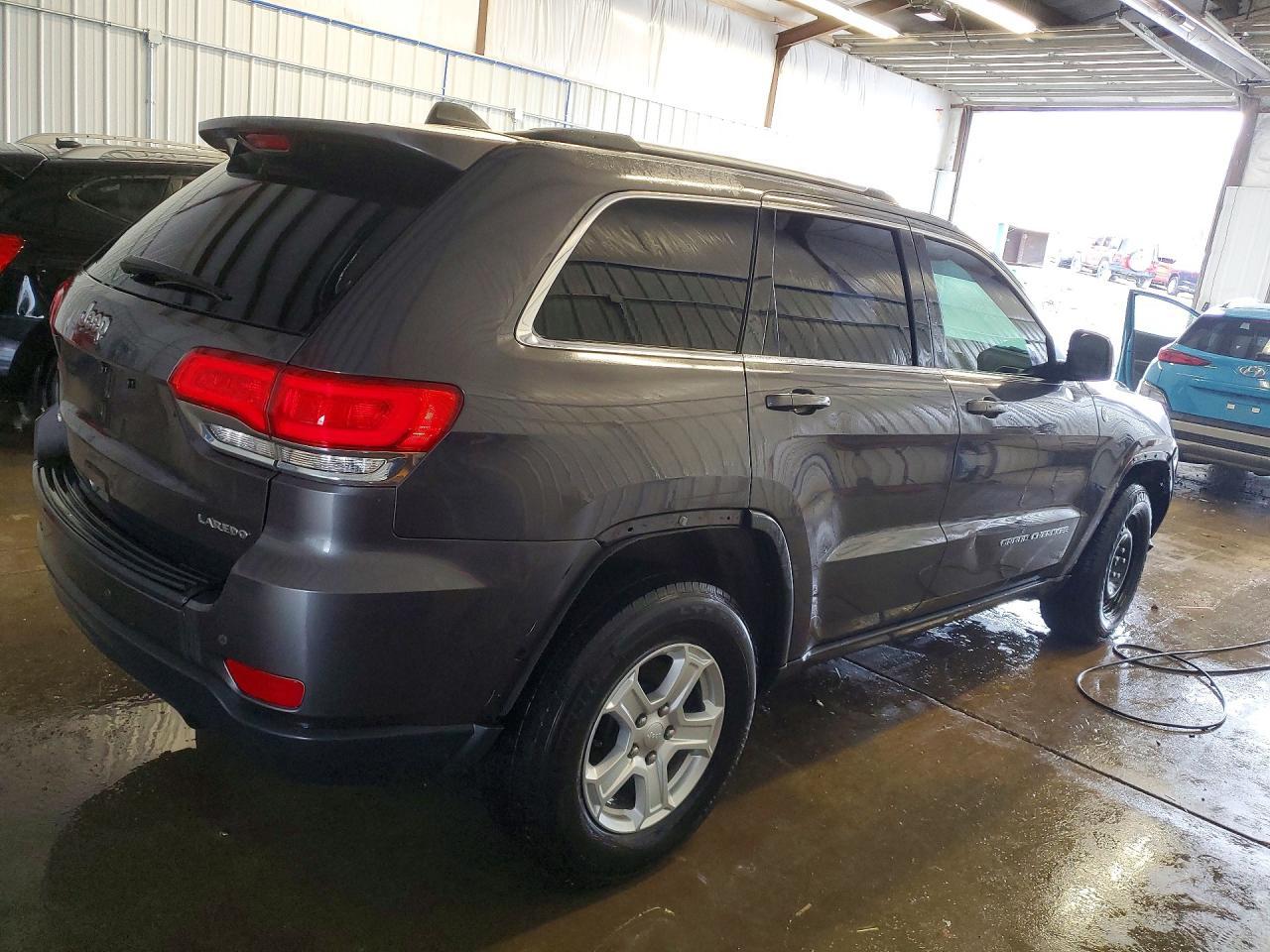 2018 Jeep Grand Cherokee Laredo - Фото 3