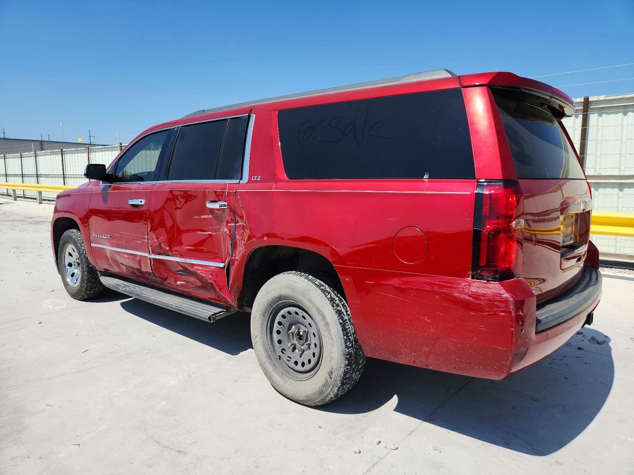 2015 Chev Suburban - Image 2