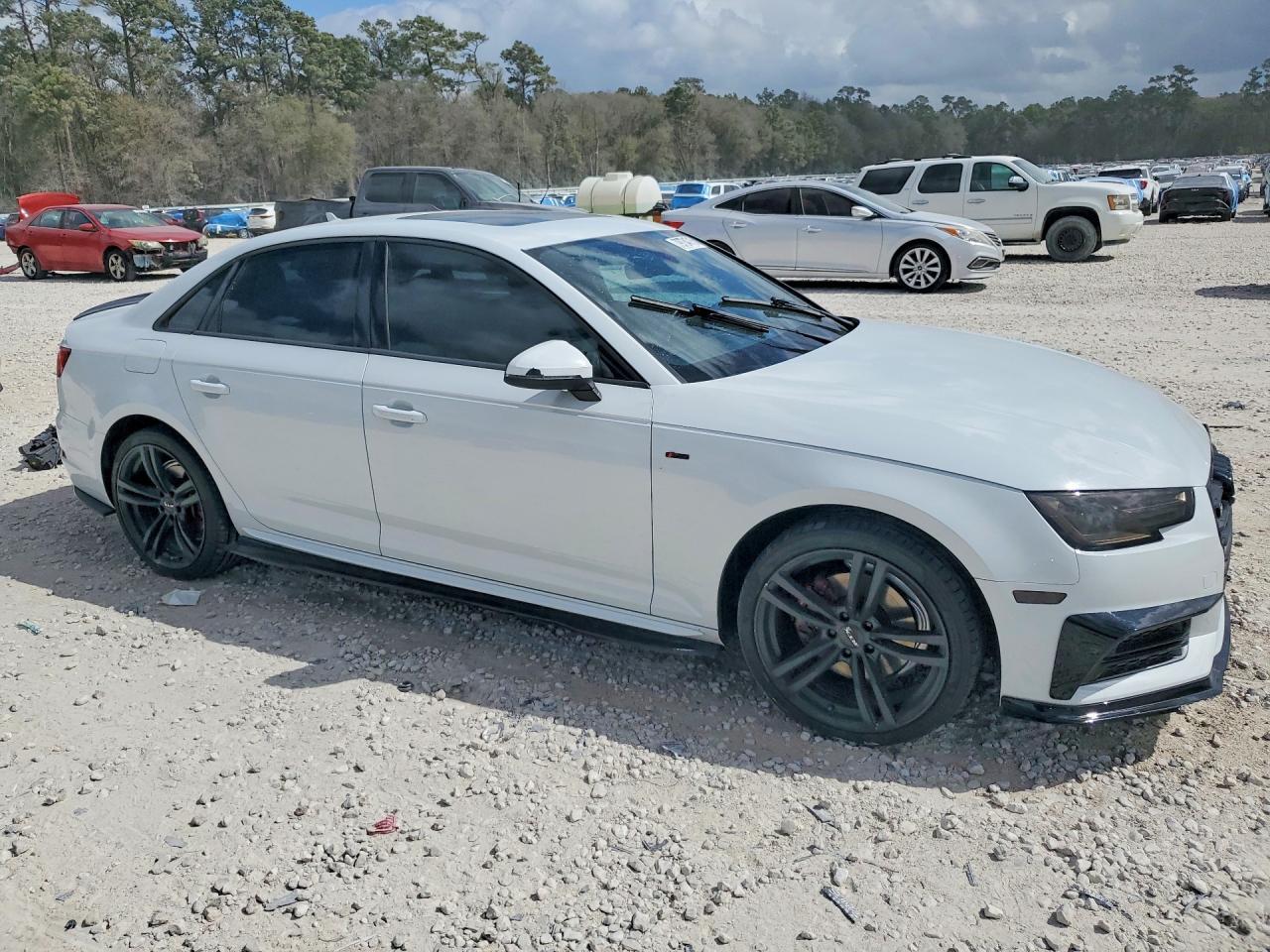 2018 Audi A4 Premium - Image 4