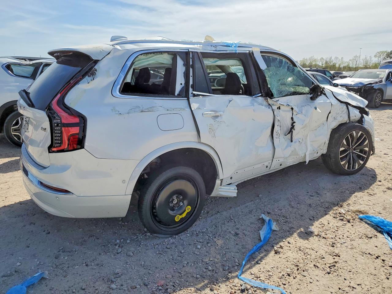 2025 Volvo Xc90 Plus - Фото 3