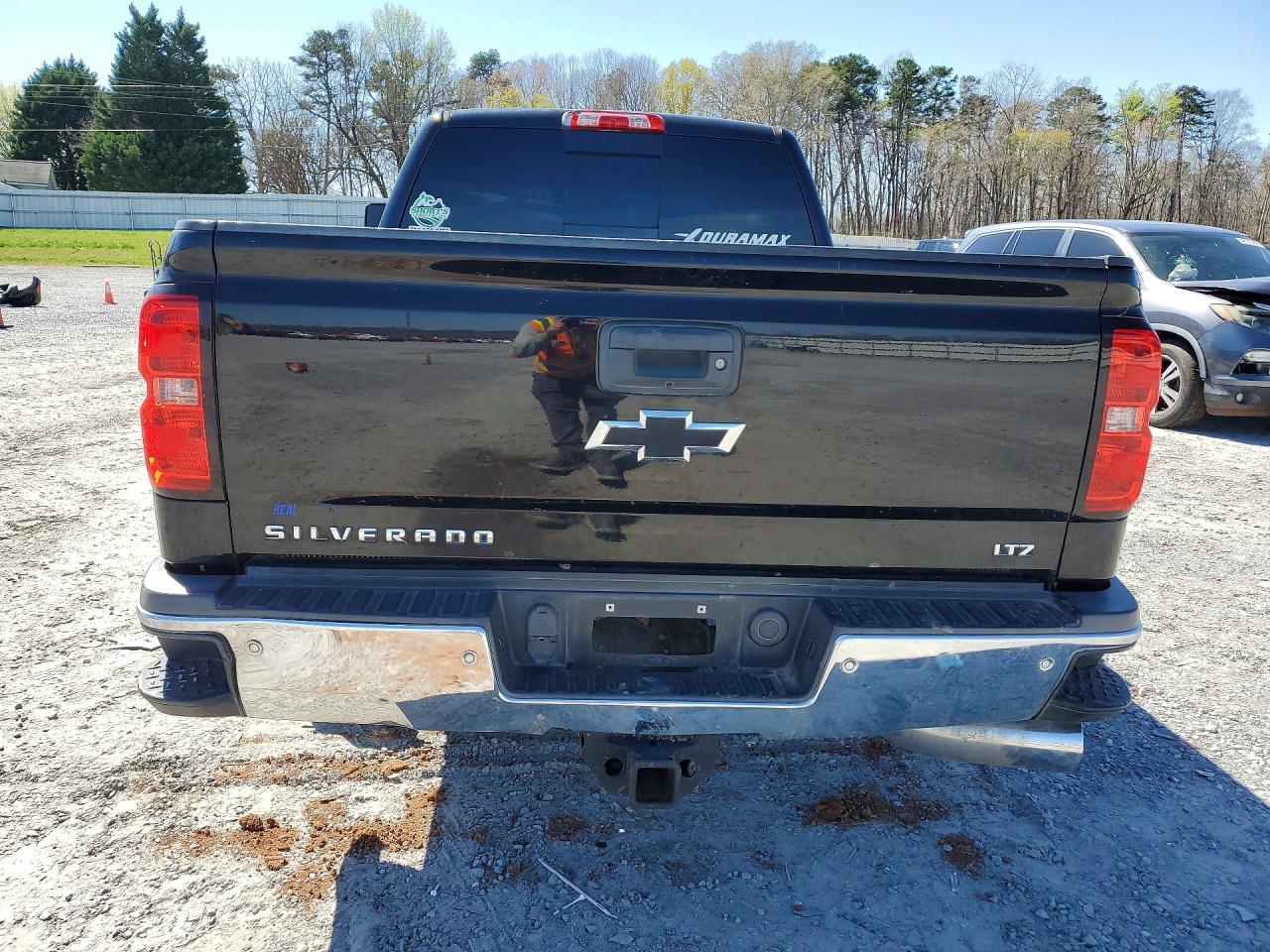 2015 Chevrolet Silverado K2500 Heavy Duty Ltz - Image 6