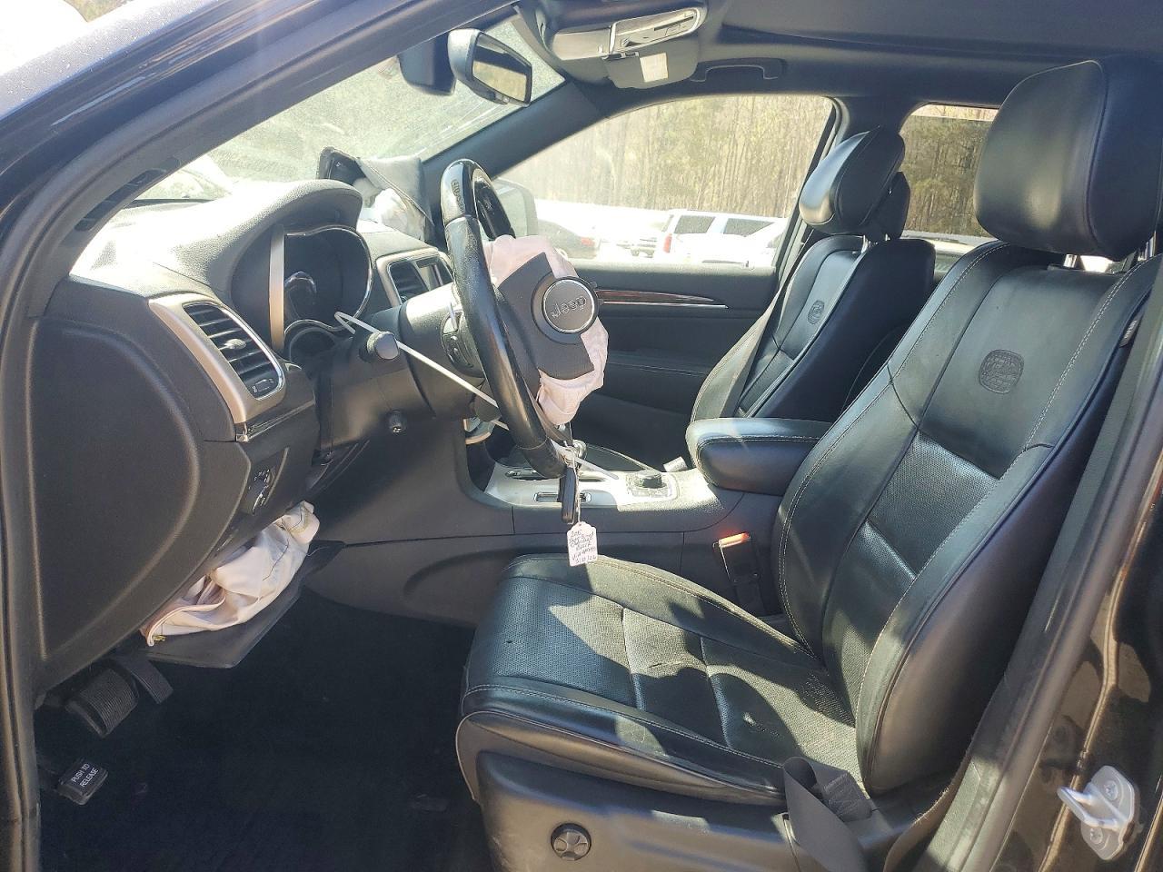 2015 Jeep Grand Cherokee Overland - Image 7