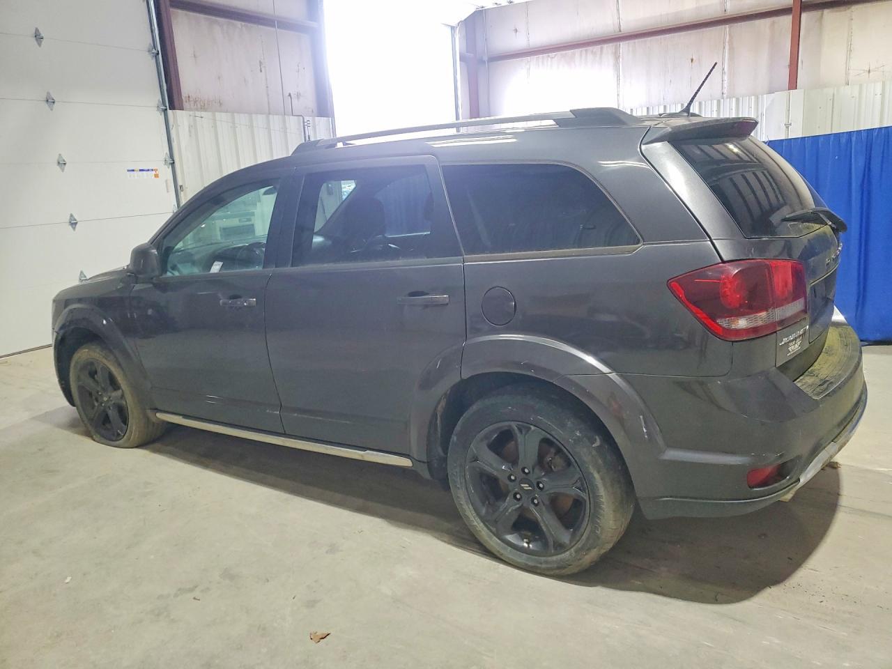 2018 Dodge Journey Crossroad - Фото 2