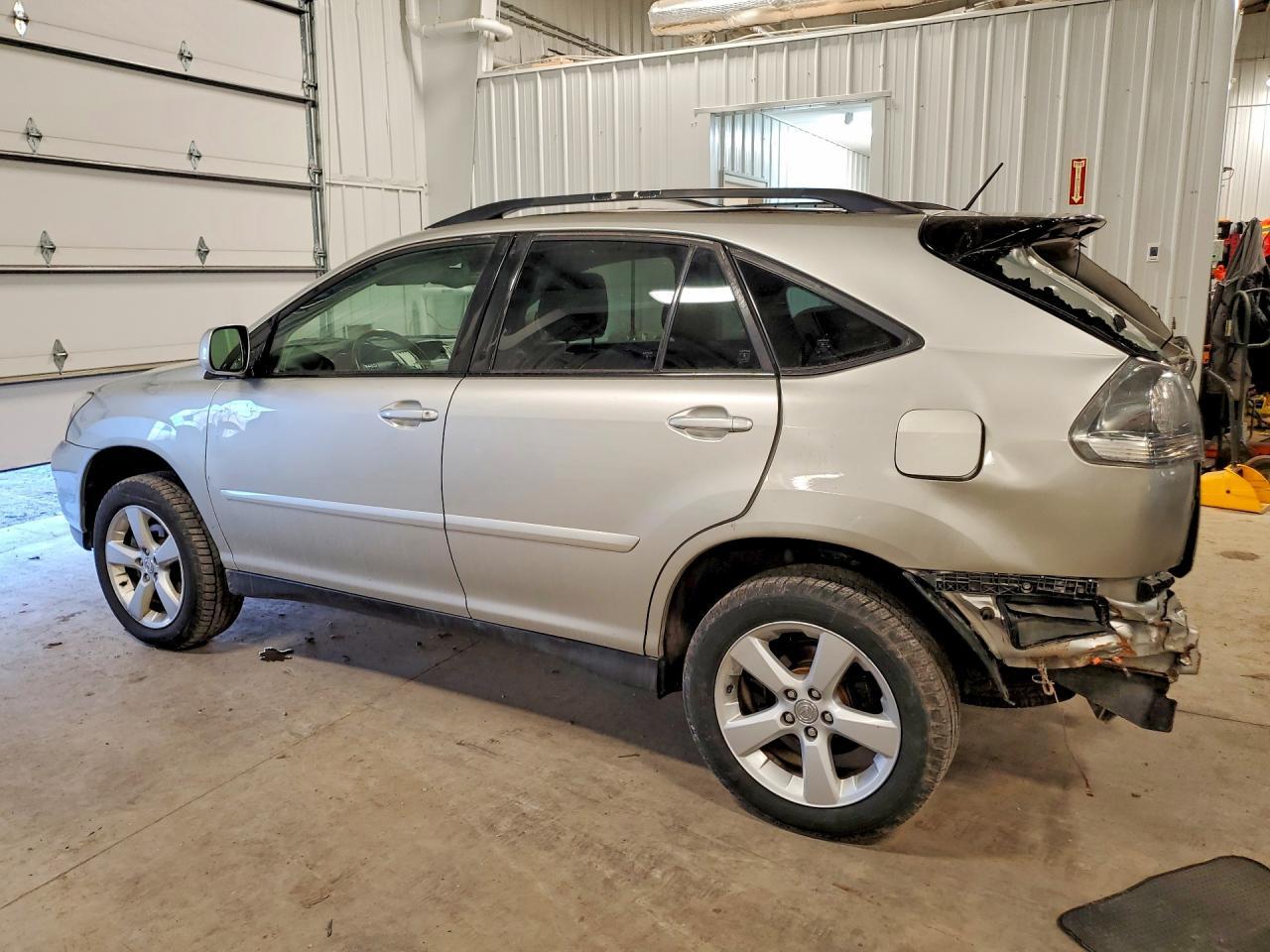 2004 Lexus Rx 330 - Image 2