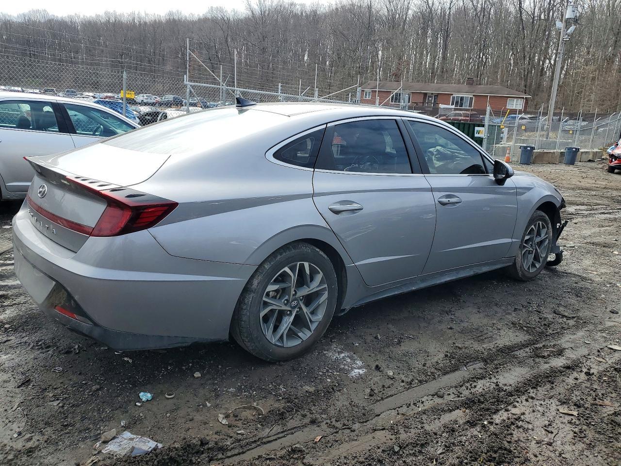 2023 Hyundai Sonata Sel - Image 3