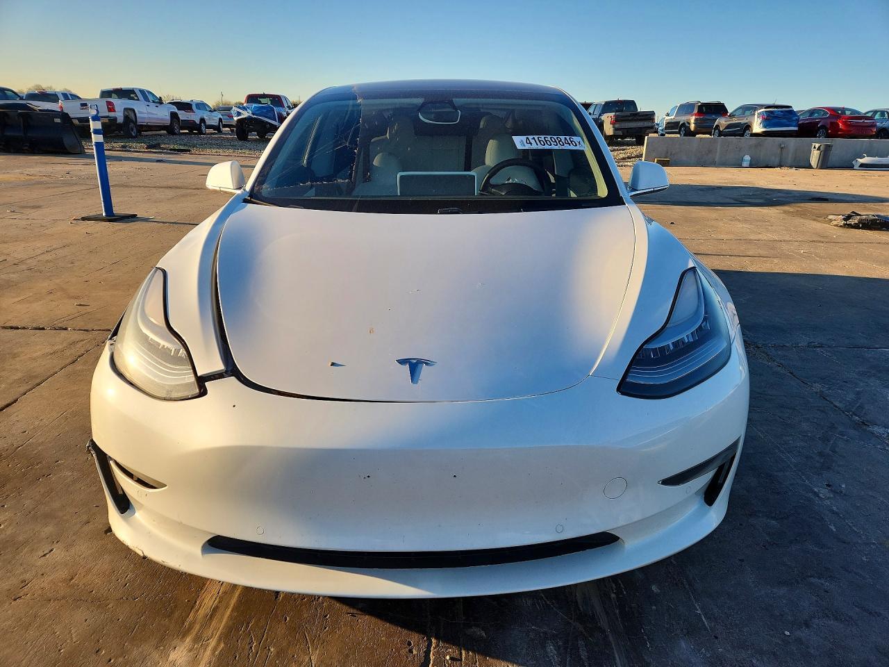 2020 Tesla Model 3 - Фото 5