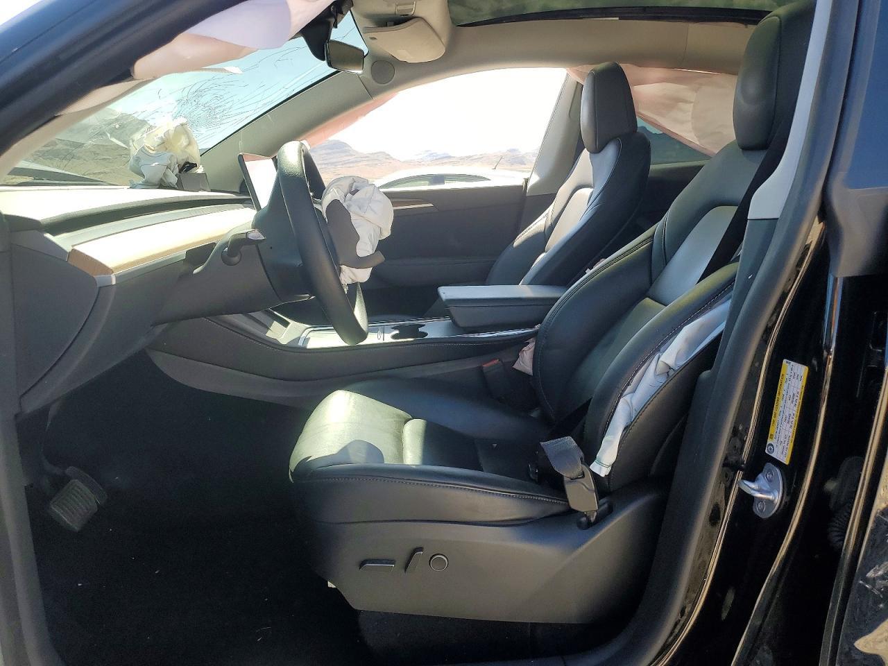 2023 Tesla Model Y - Фото 7