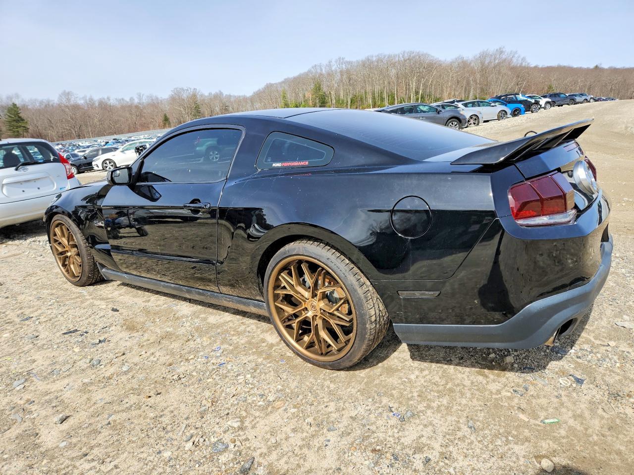 2011 Ford Mustang Gt - Image 2