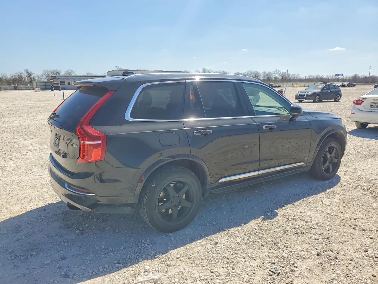 2016 Volvo Xc90 T8 - Image 3