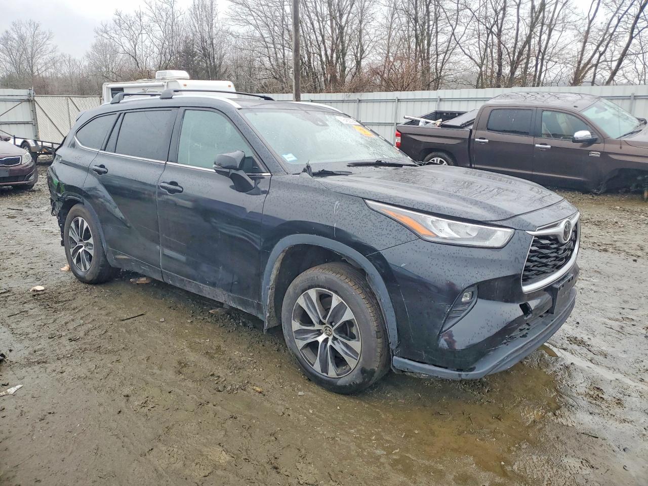 2020 Toyota Highlander Xle - Image 4