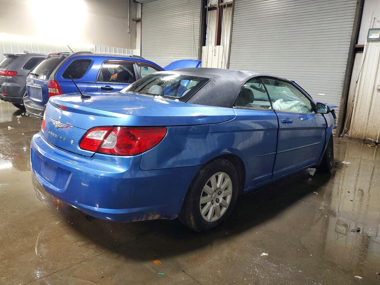 2008 Chrysler Sebring - Image 3