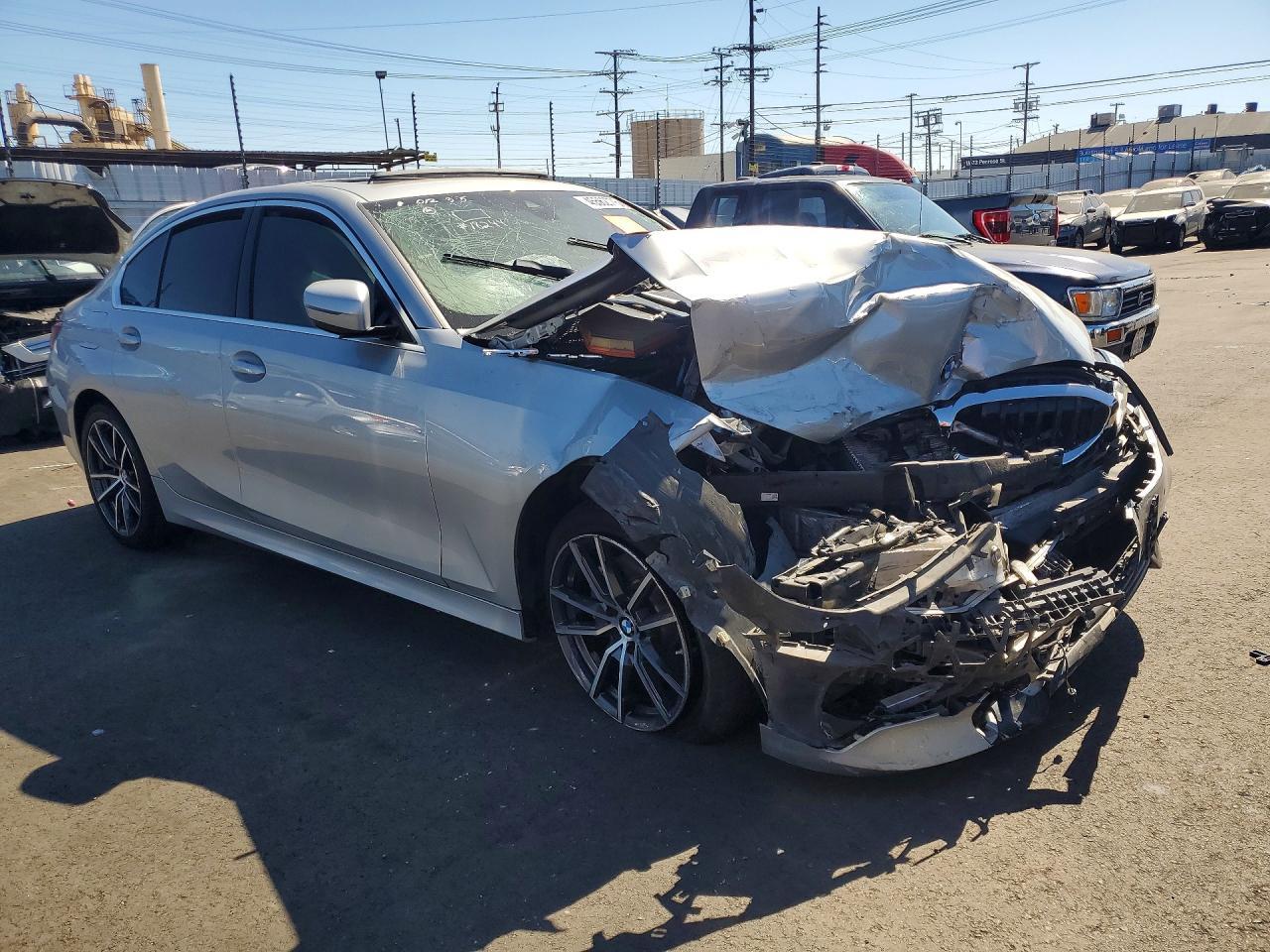 2019 BMW 330I - Image 4