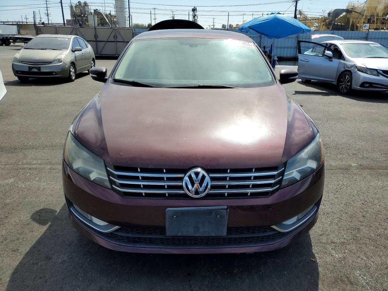 2013 Volkswagen Passat Sel - Фото 6