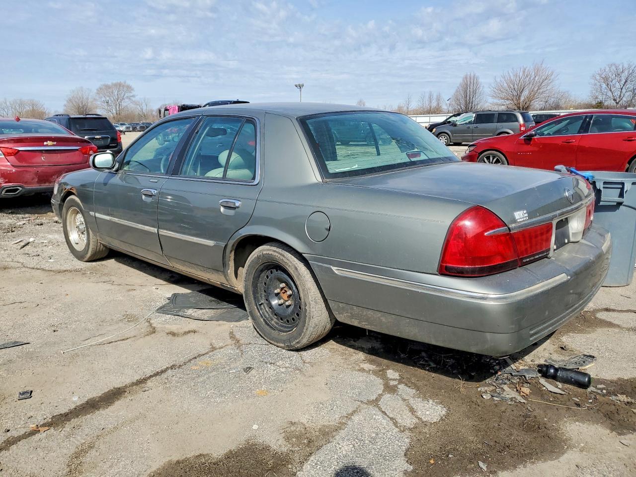 1998 Mercury Grand Marquis Ls - Image 2