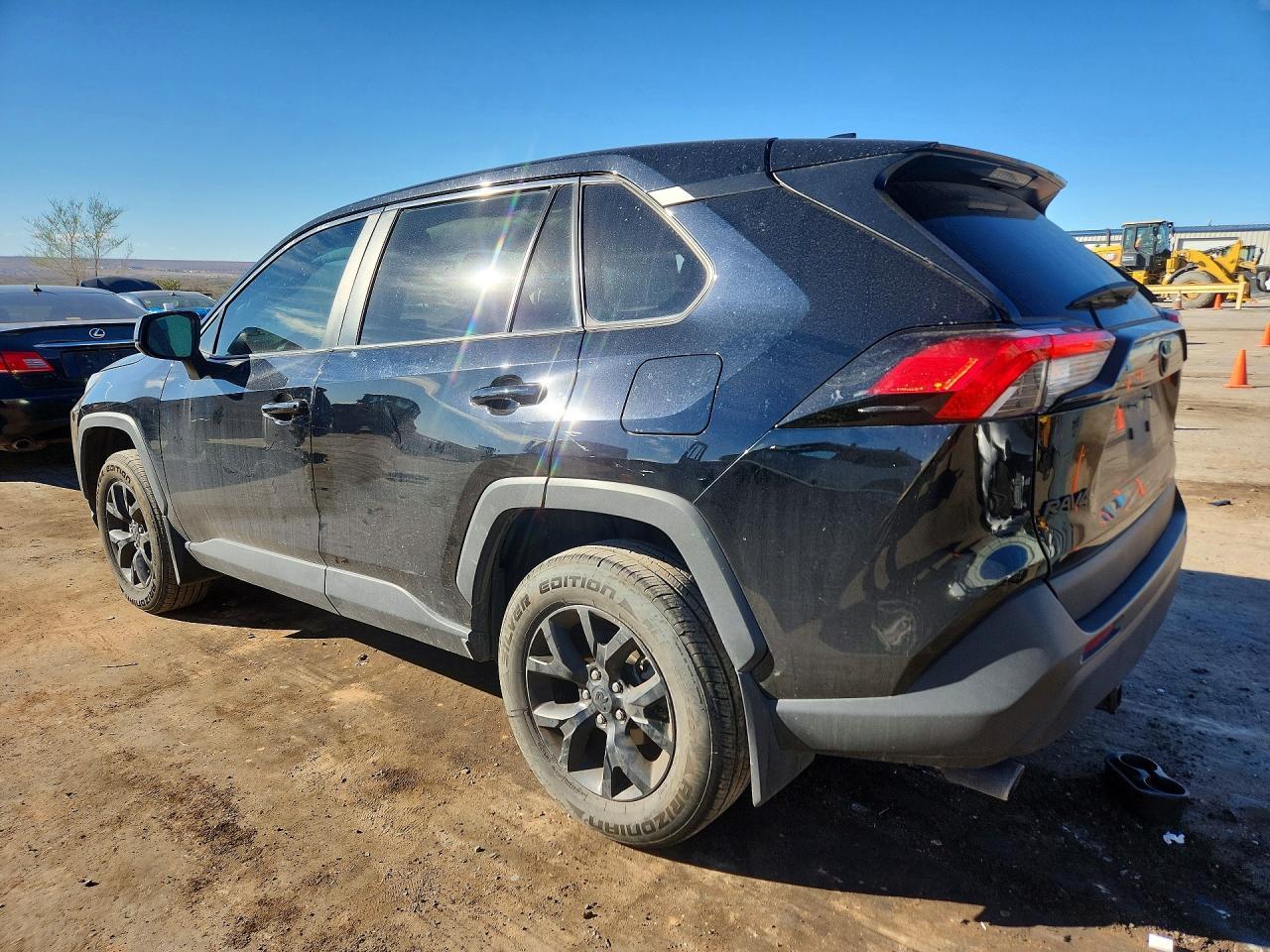 2023 Toyota Rav4 Le - Фото 2