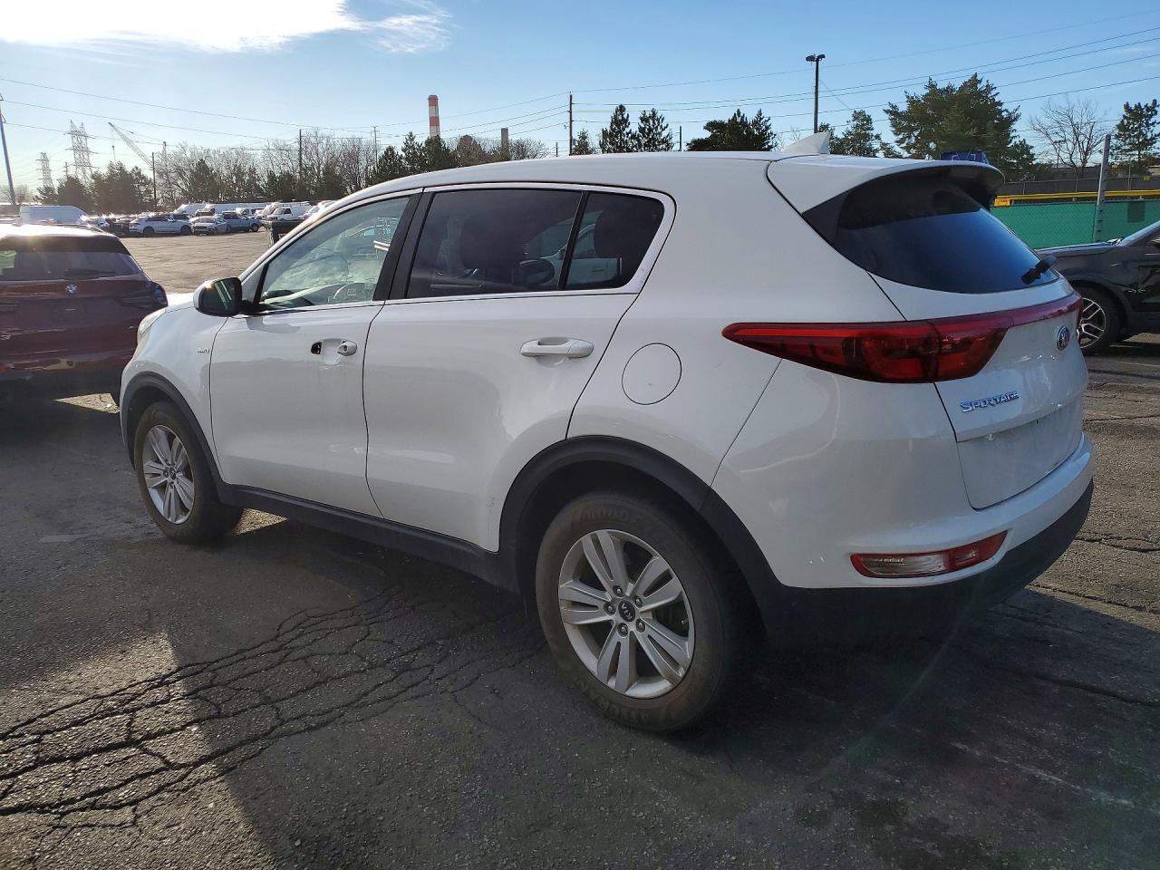 2018 Kia Sportage Lx - Image 2