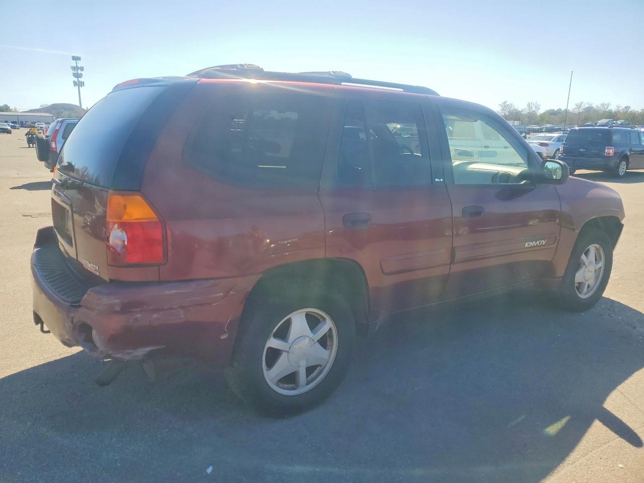 2003 GMC Envoy - Фото 3