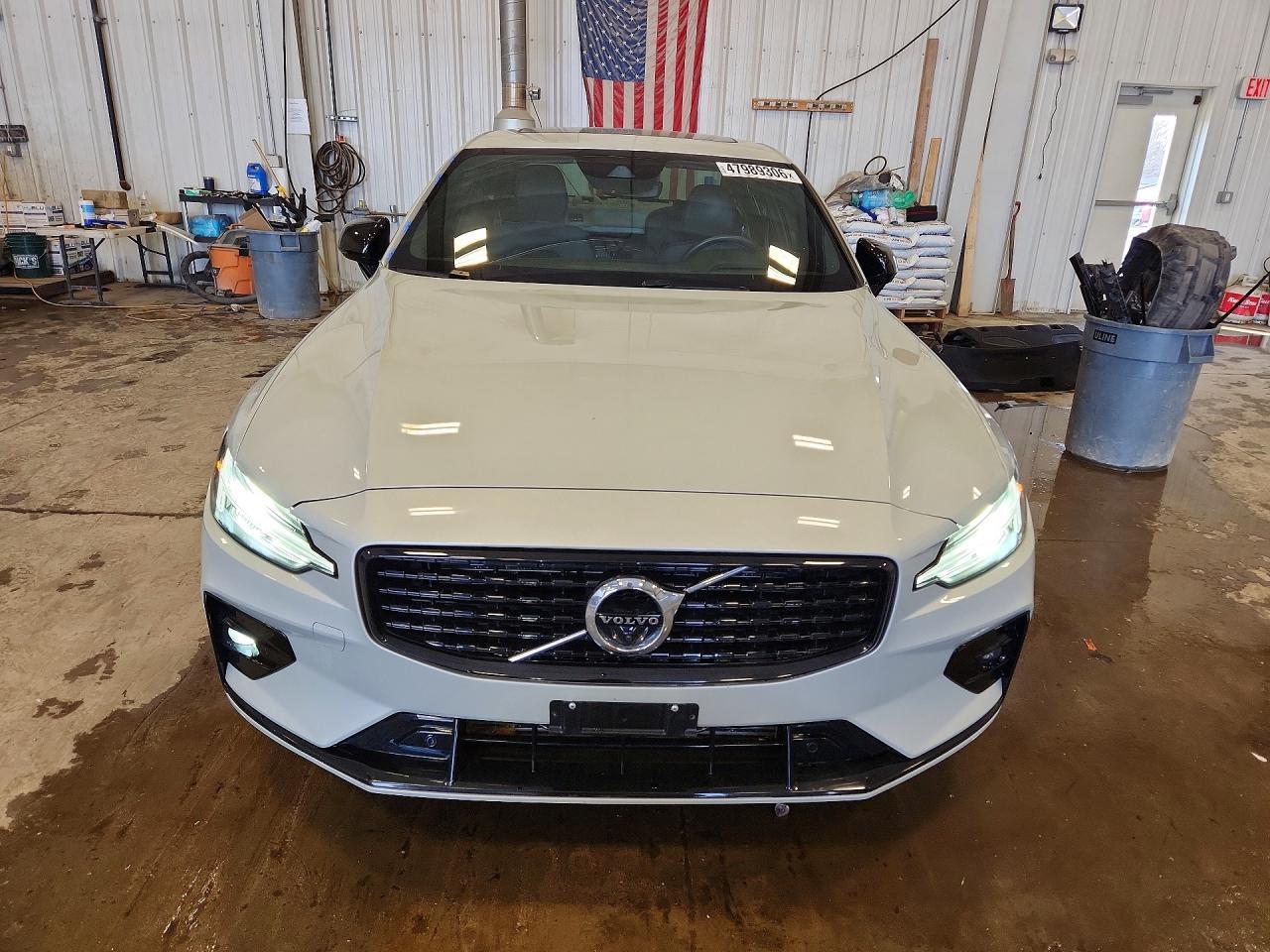 2021 Volvo S60 T5 R-Design - Фото 5
