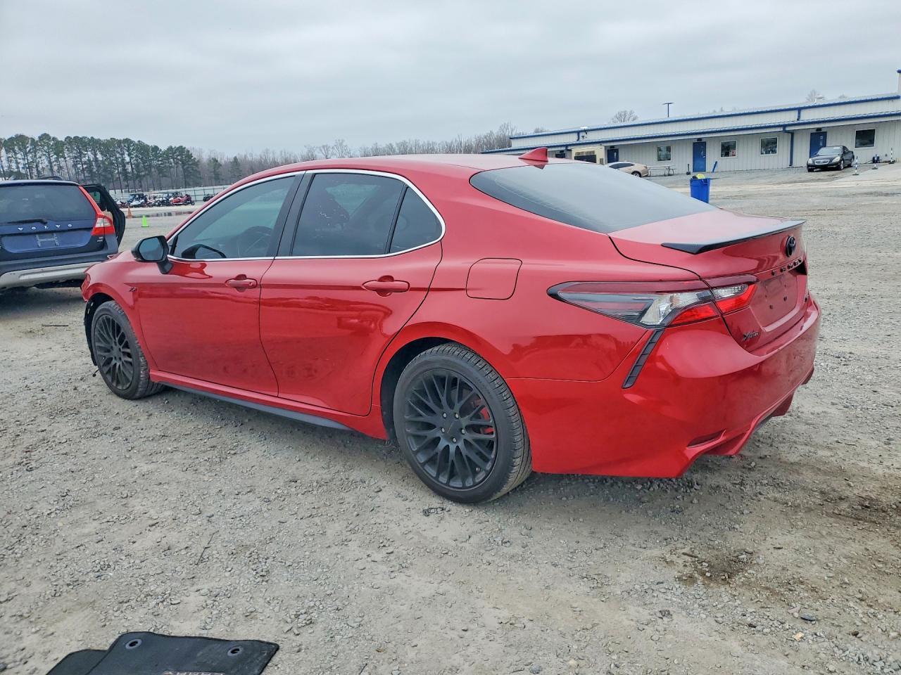 2023 Toyota Camry Se - Image 2