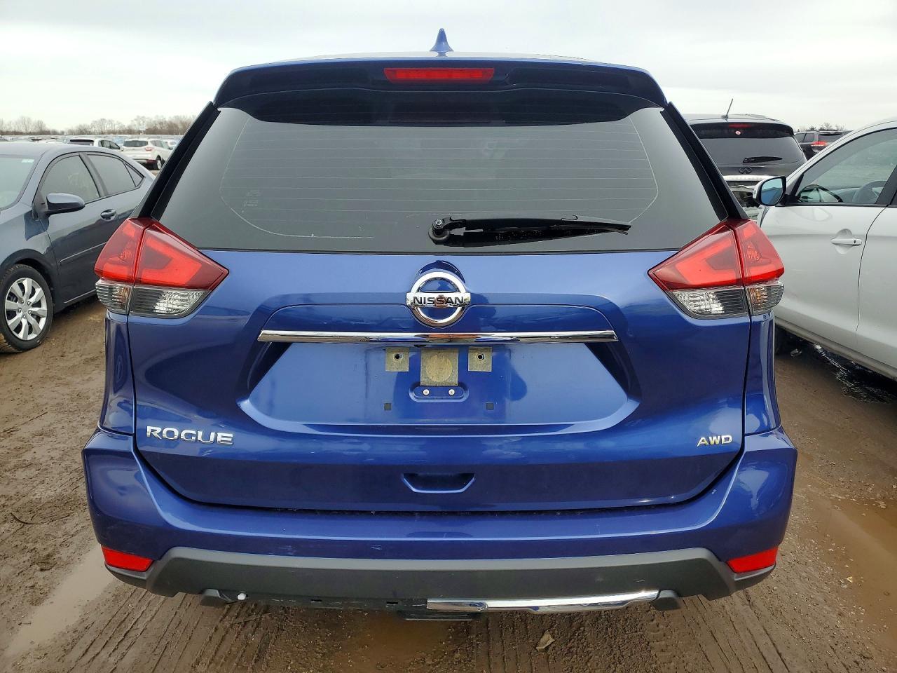 2019 Nissan Rogue S - Image 6