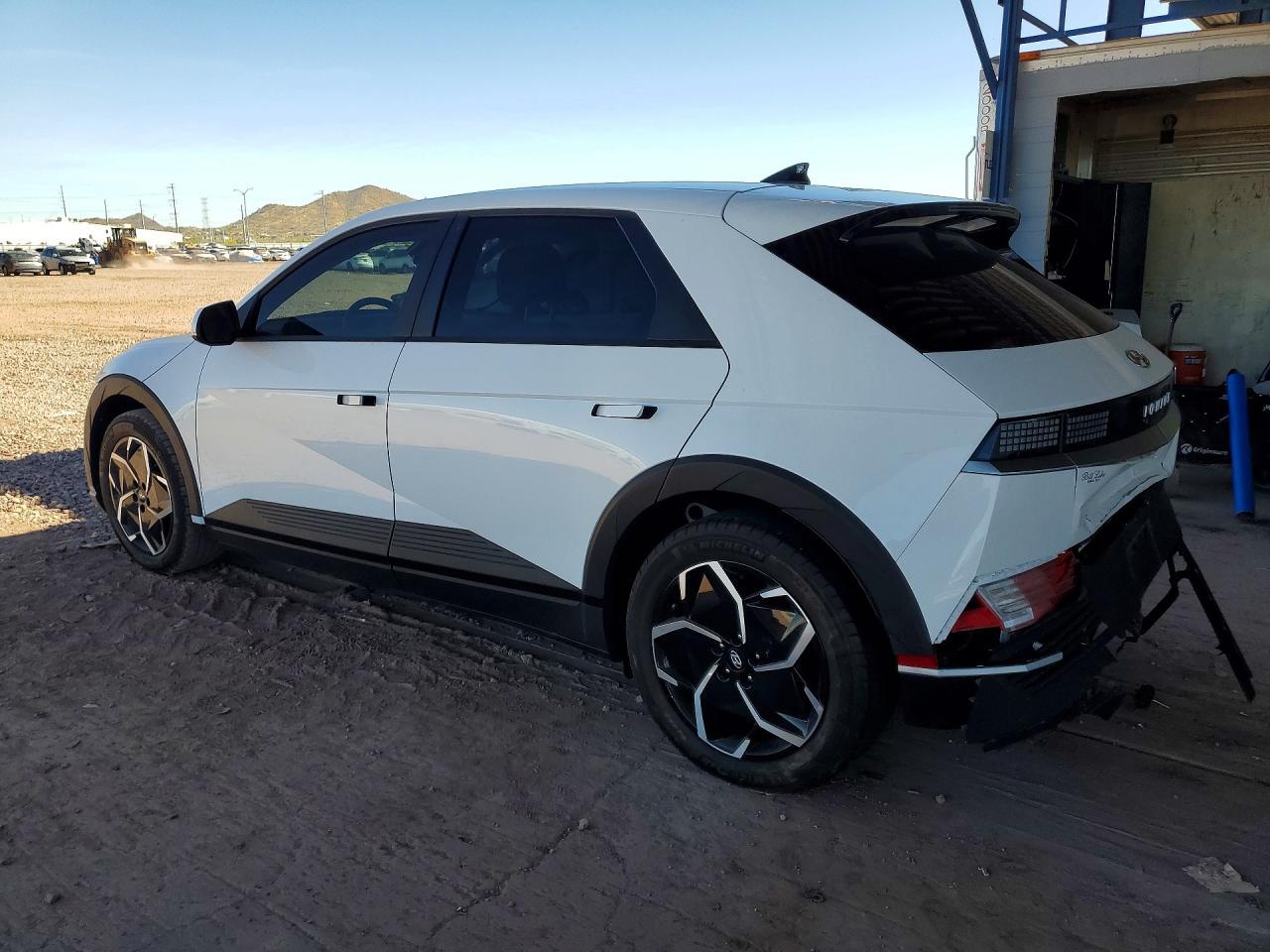 2023 Hyundai Ioniq 5 Sel - Image 2