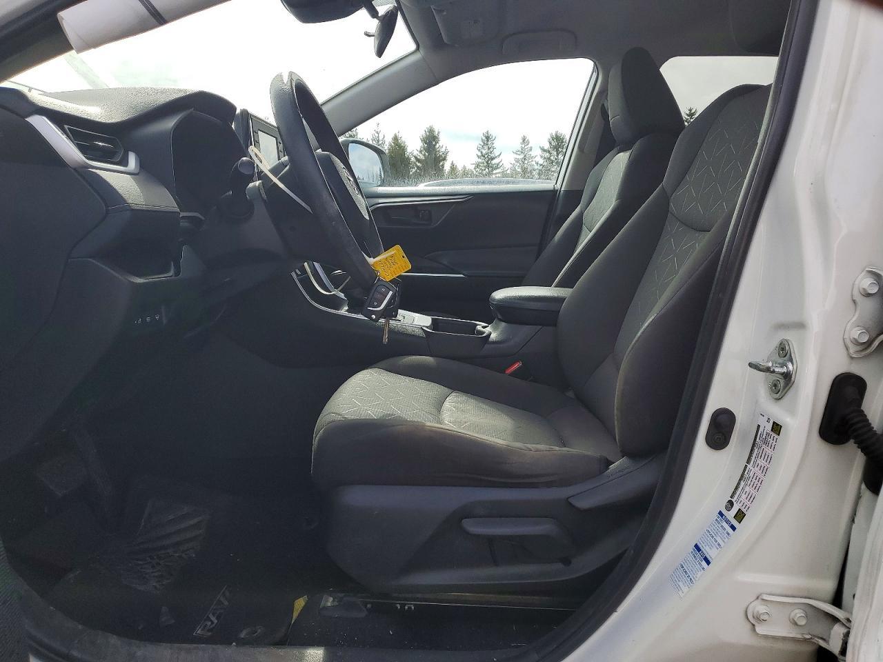 2020 Toyota Rav4 Le - Фото 7
