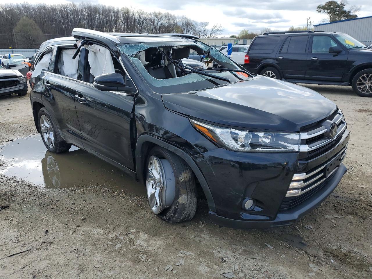 2018 Toyota Highlander Limited - Фото 4