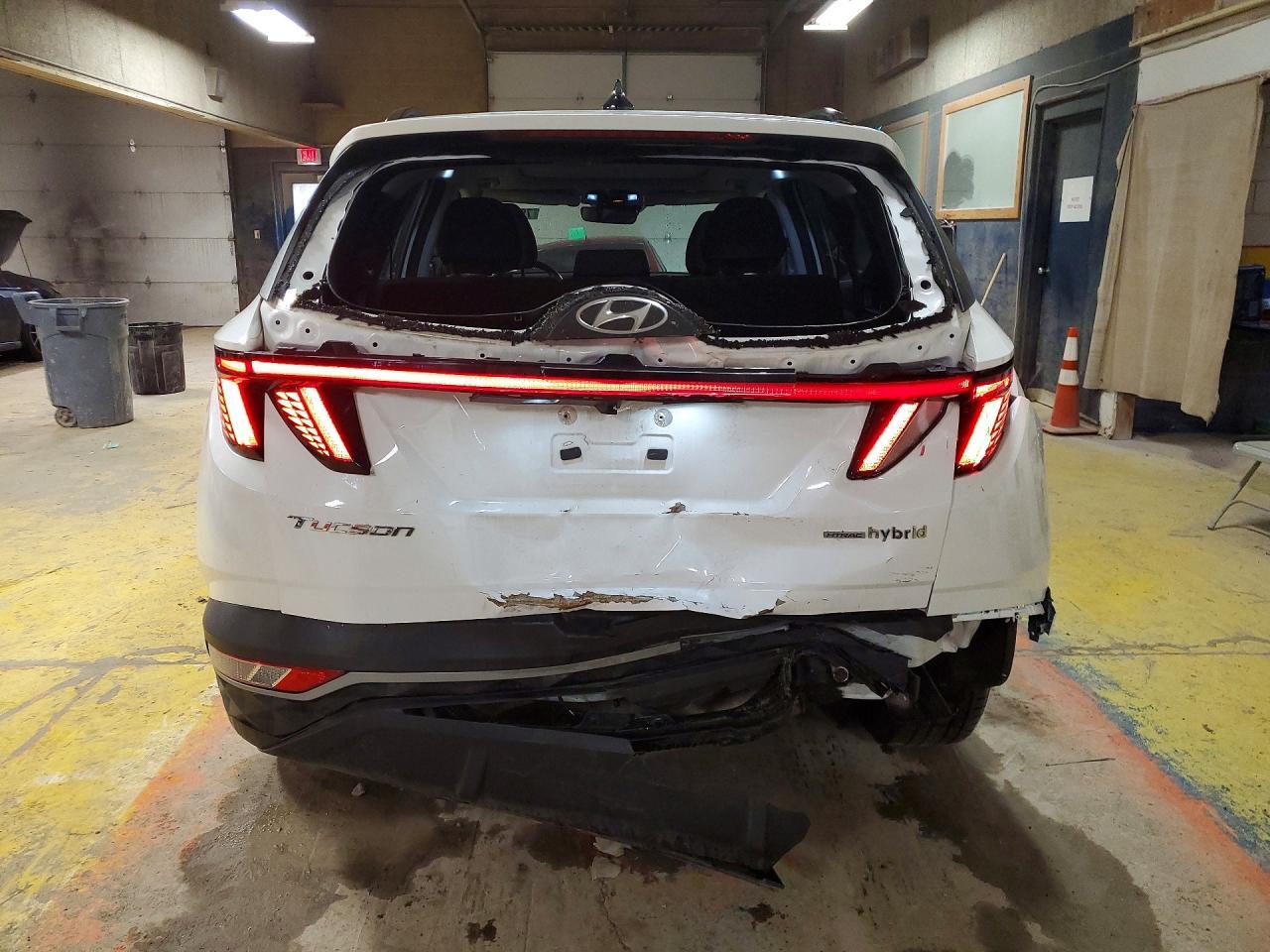 2022 Hyundai Tucson Hybrid Sel Convenience - Image 6