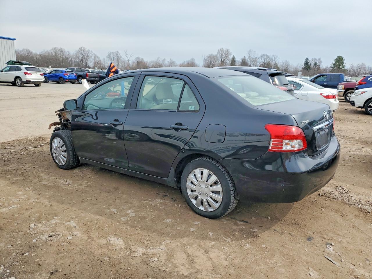 2007 Toyota Yaris Base - Фото 2