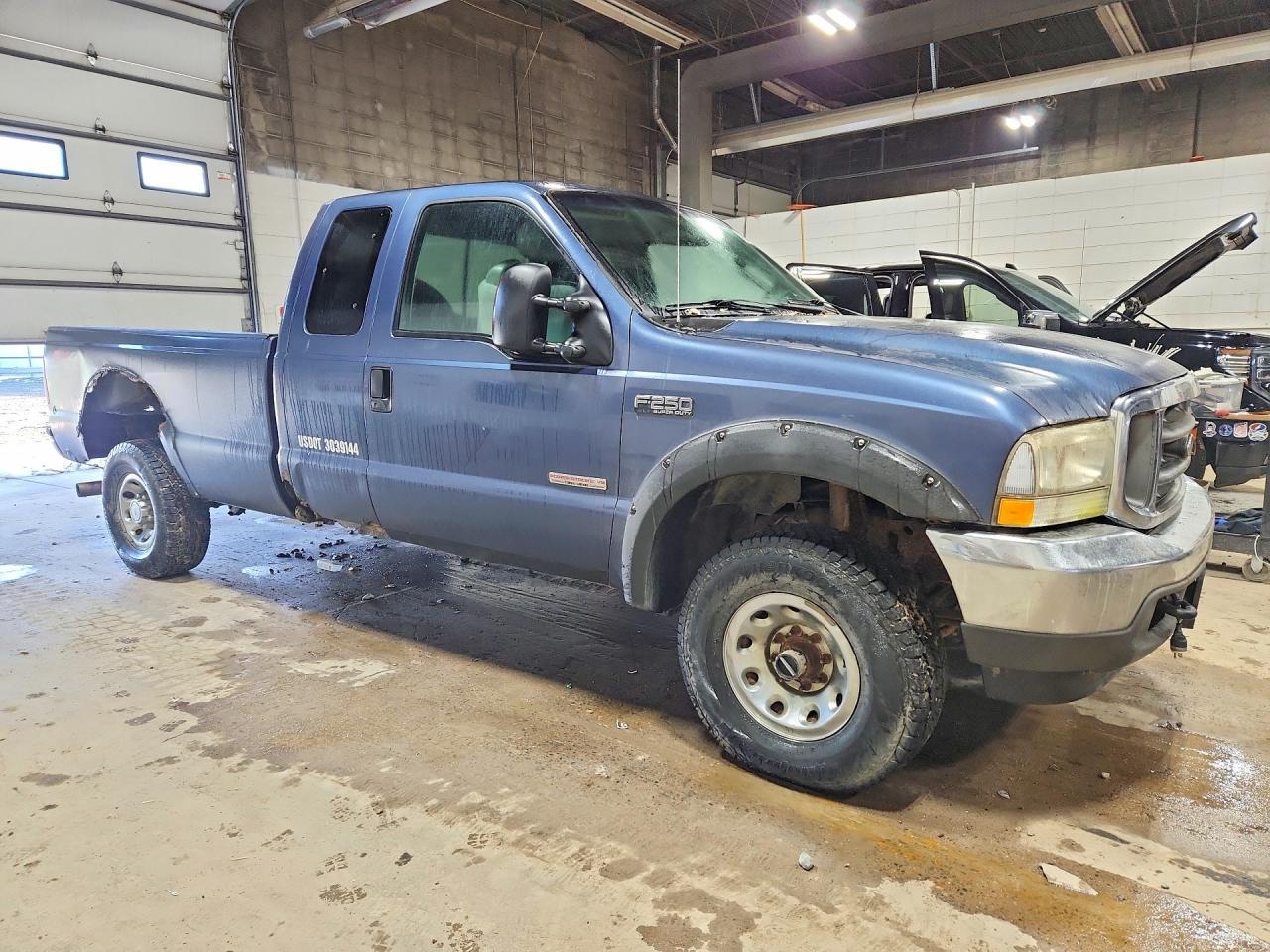 2004 Ford F250 Super Duty - Image 4