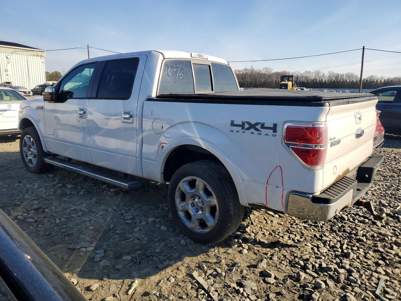 2014 Ford F150 Supercrew - Фото 2