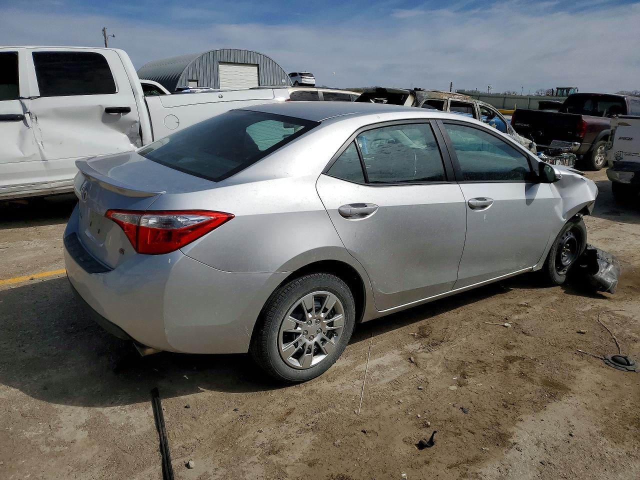 2014 Toyota Corola - Фото 3