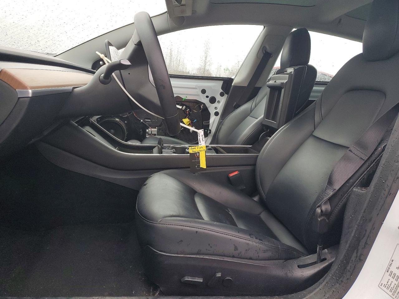 2020 Tesla Model 3 - Фото 7