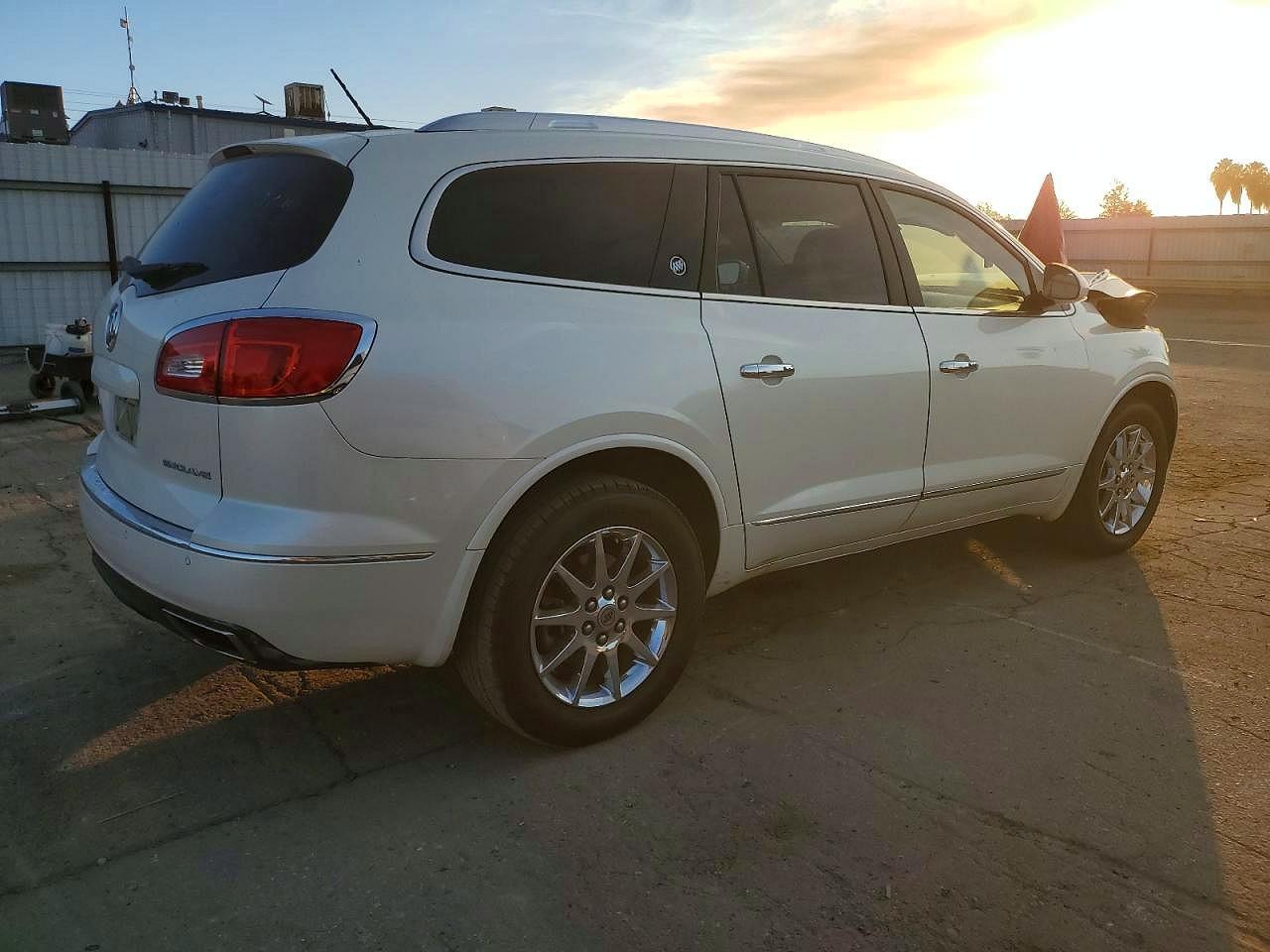 2015 Buick Enclave - Image 3