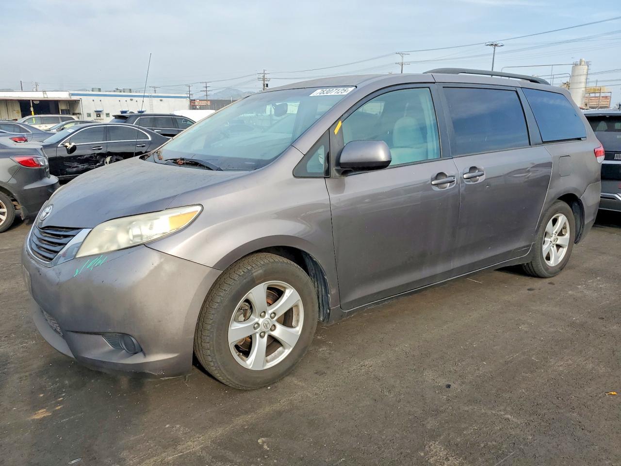 2011 Toyota Sienna Le 8-Passenger