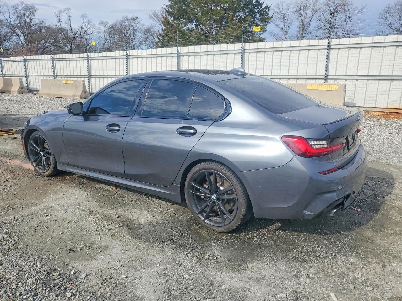 2022 BMW 330I - Image 2