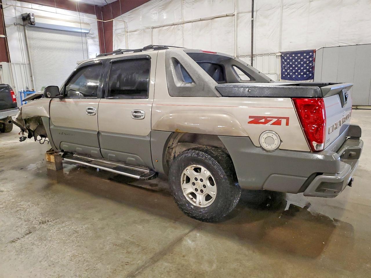 2002 Chevrolet Avalanche K1500 - Фото 2