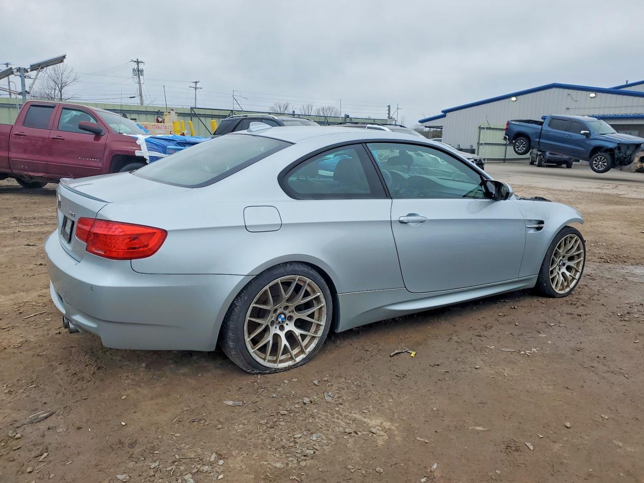 2011 BMW M3 - Image 3