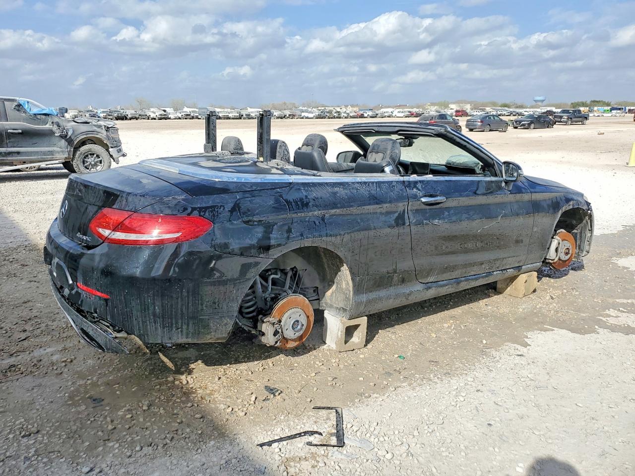 2017 Mercedes-Benz C 300 4Matic - Image 3