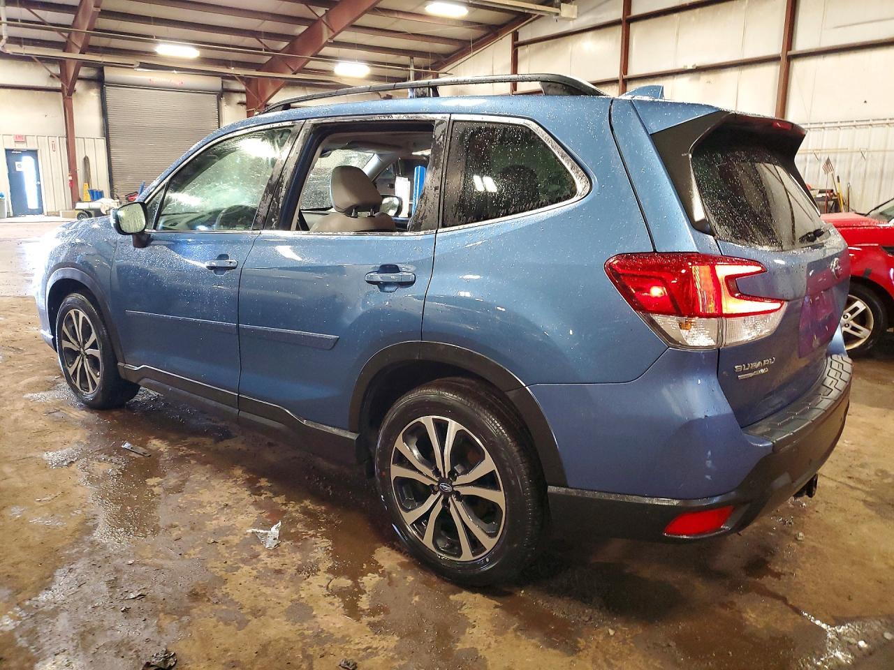 2021 Subaru Forester Limited - Фото 2